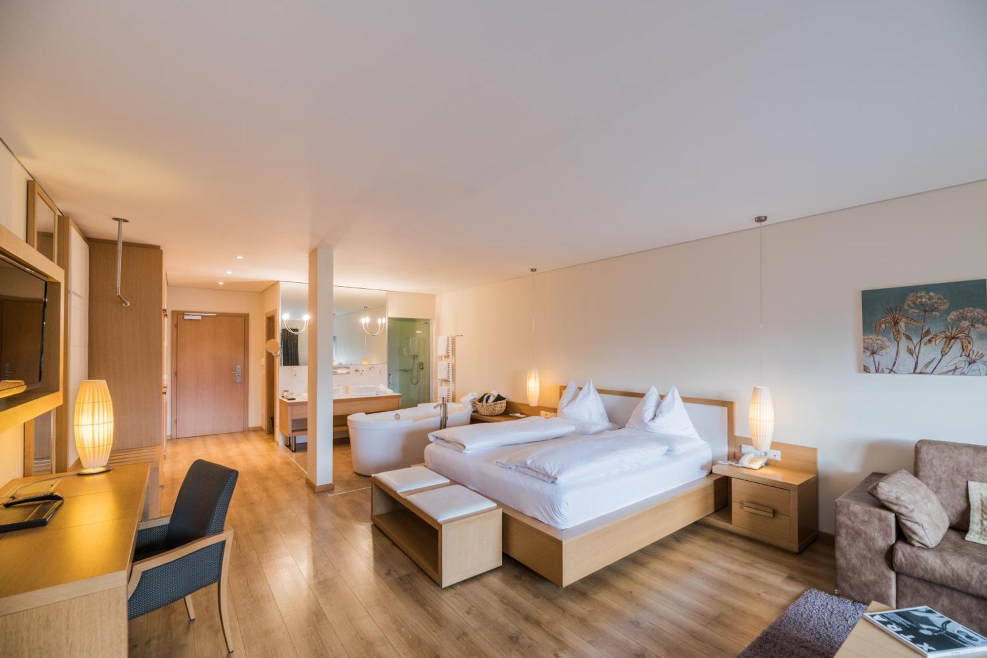 Hotel Lanerhof Active/Spa/Balance San Lorenzo di Sebato Oda fotoğraf