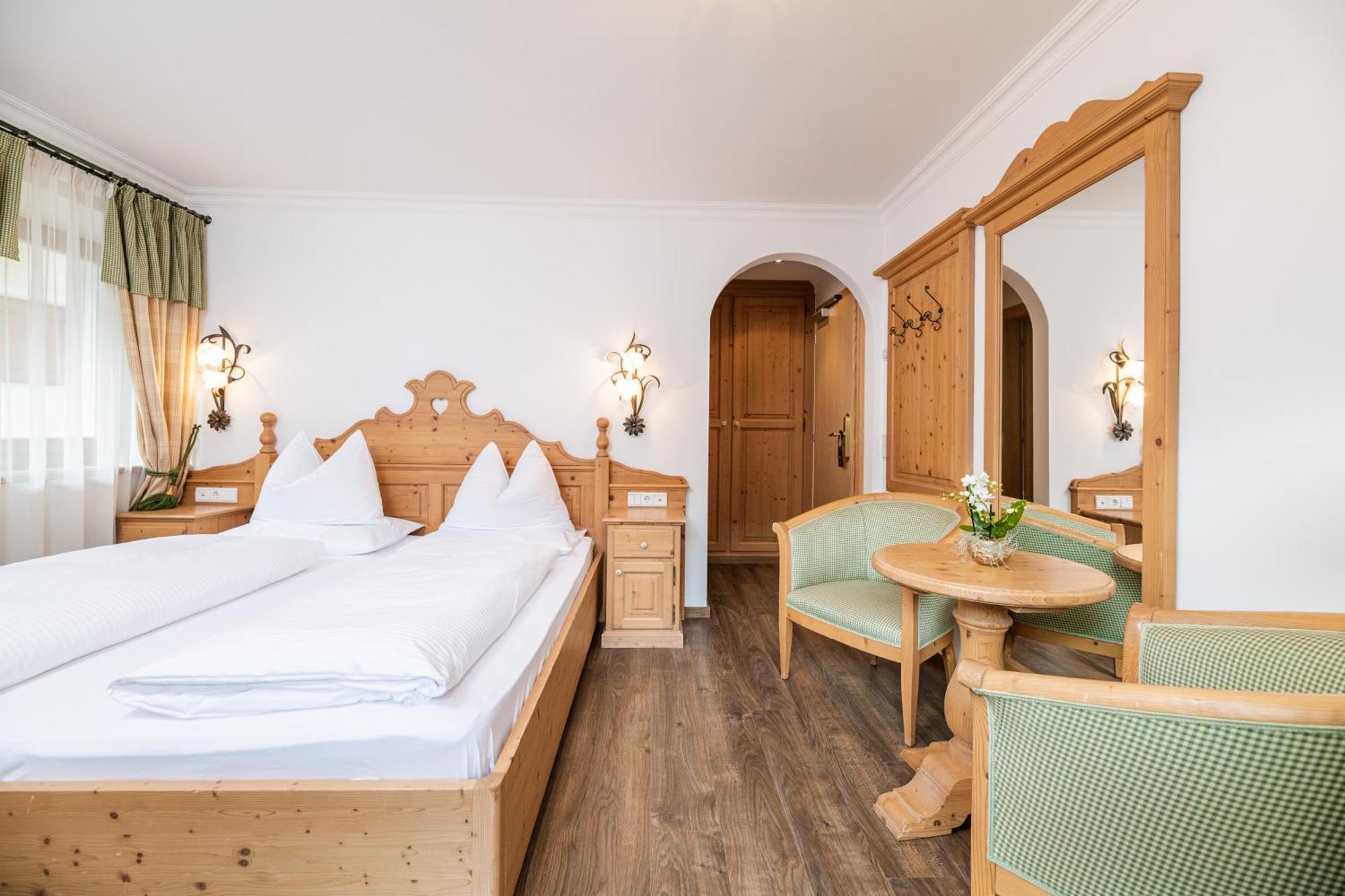 Hotel Lanerhof Active/Spa/Balance San Lorenzo di Sebato Oda fotoğraf