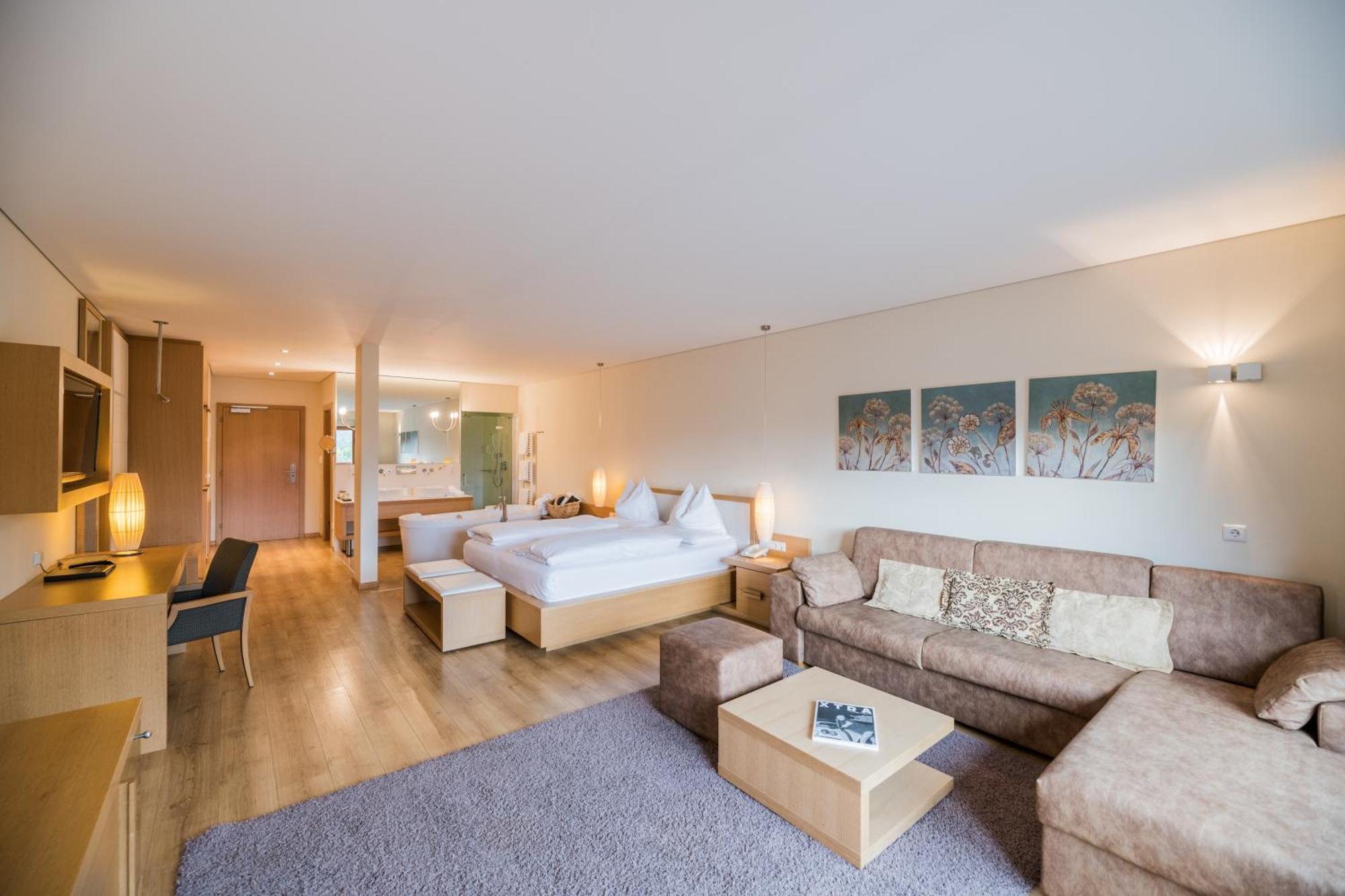 Hotel Lanerhof Active/Spa/Balance San Lorenzo di Sebato Oda fotoğraf